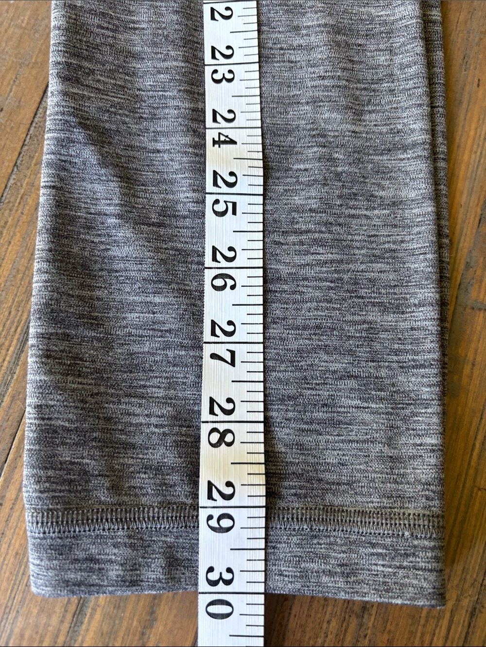 Lululemon size 4 gray 30” leggings - Picture 15 of 16
